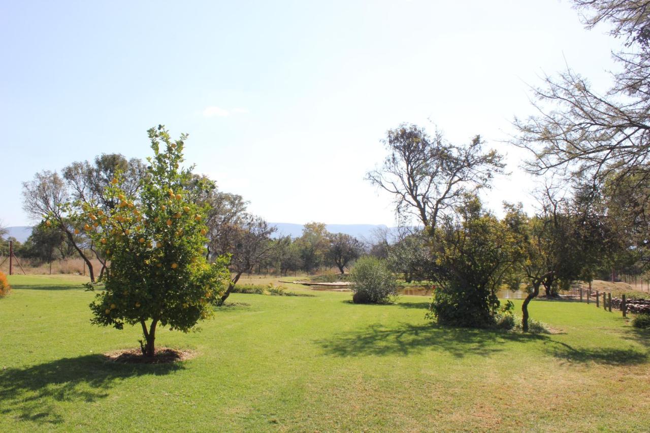 Karee & Wild Olive Guest Lodge Hekpoort Exterior foto